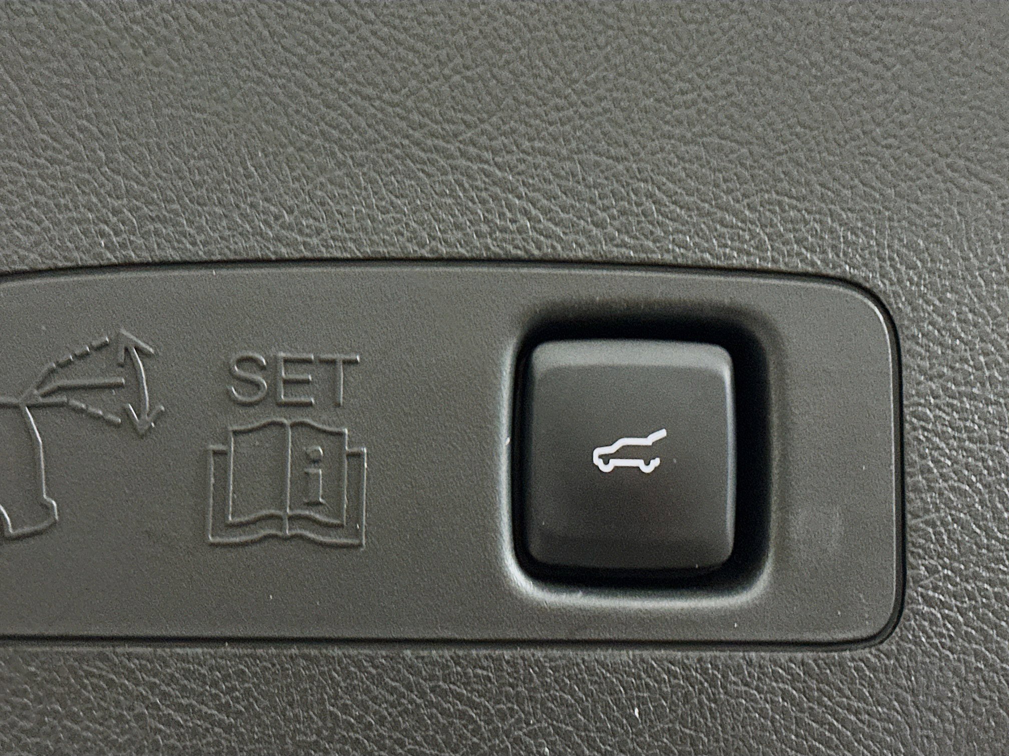 Used 2024 Lincoln Corsair Reserve w/ Equipment Group 201A image 29