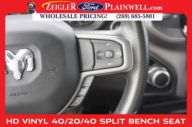 Used 2023 RAM 3500 Tradesman w/ Convenience Group image 25