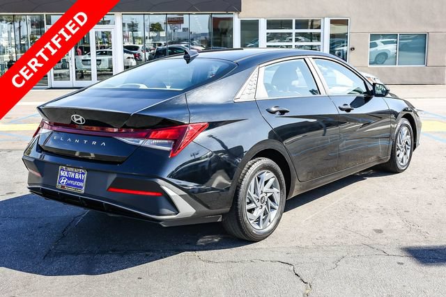 Certified 2024 Hyundai Elantra SEL FWD image 6