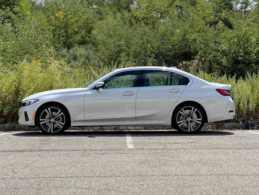 Used 2024 BMW 330i xDrive Sedan image 5