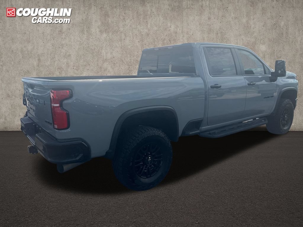 Used 2025 Chevrolet Silverado 2500 ZR2 w/ Technology Package AWD/4WD image 6