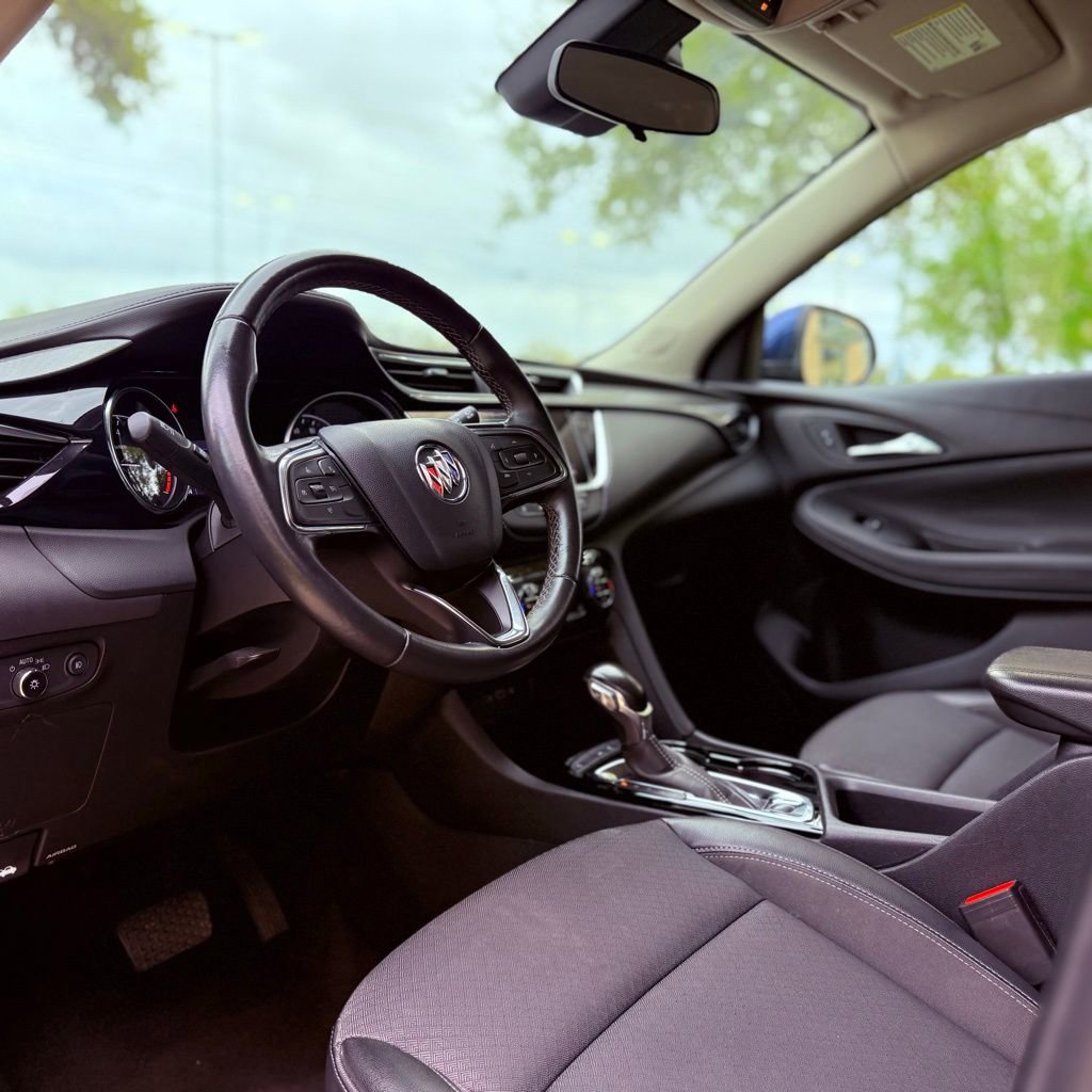 Used 2023 Buick Encore GX Select image 25