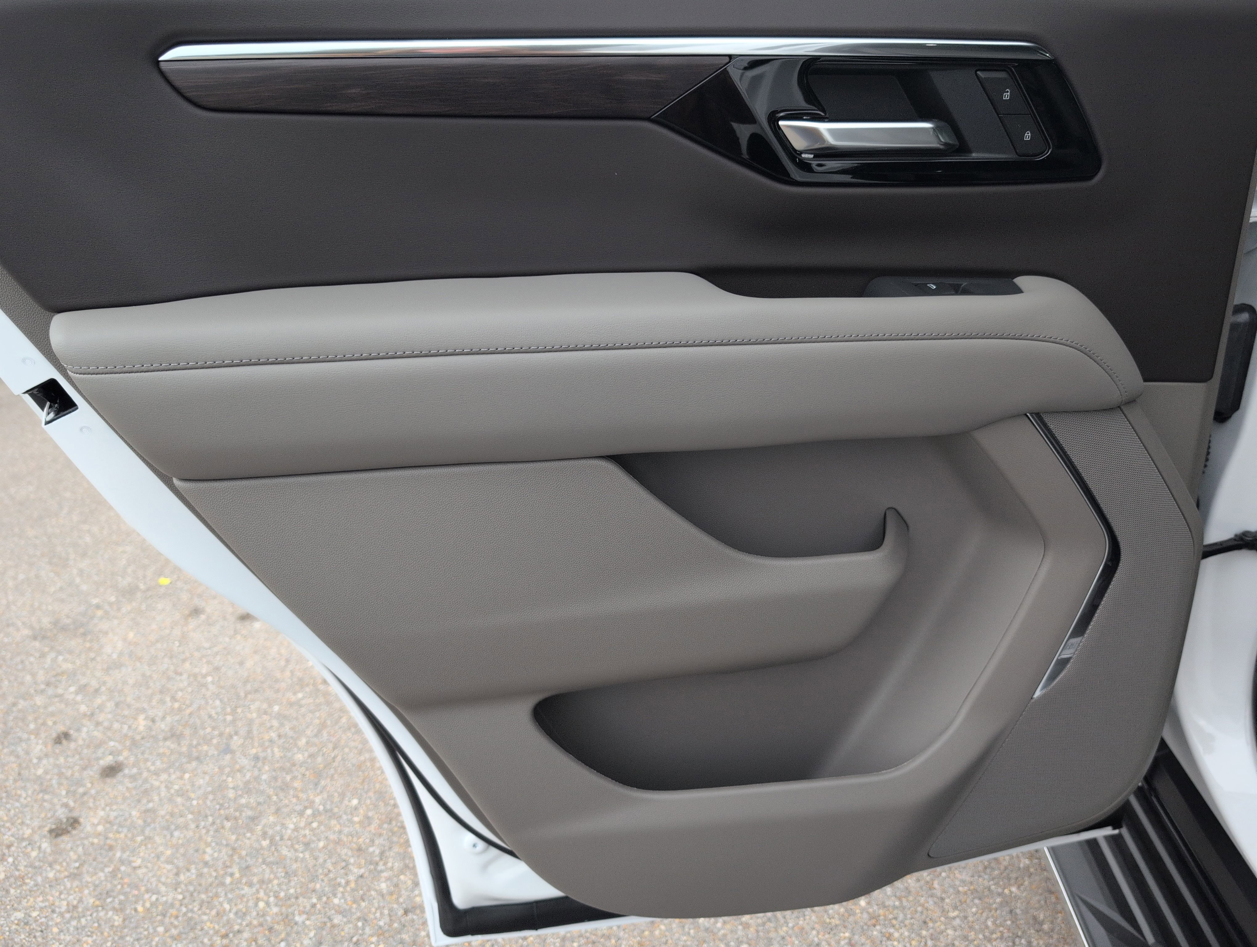 New 2026 Chevrolet Tahoe LT image 29