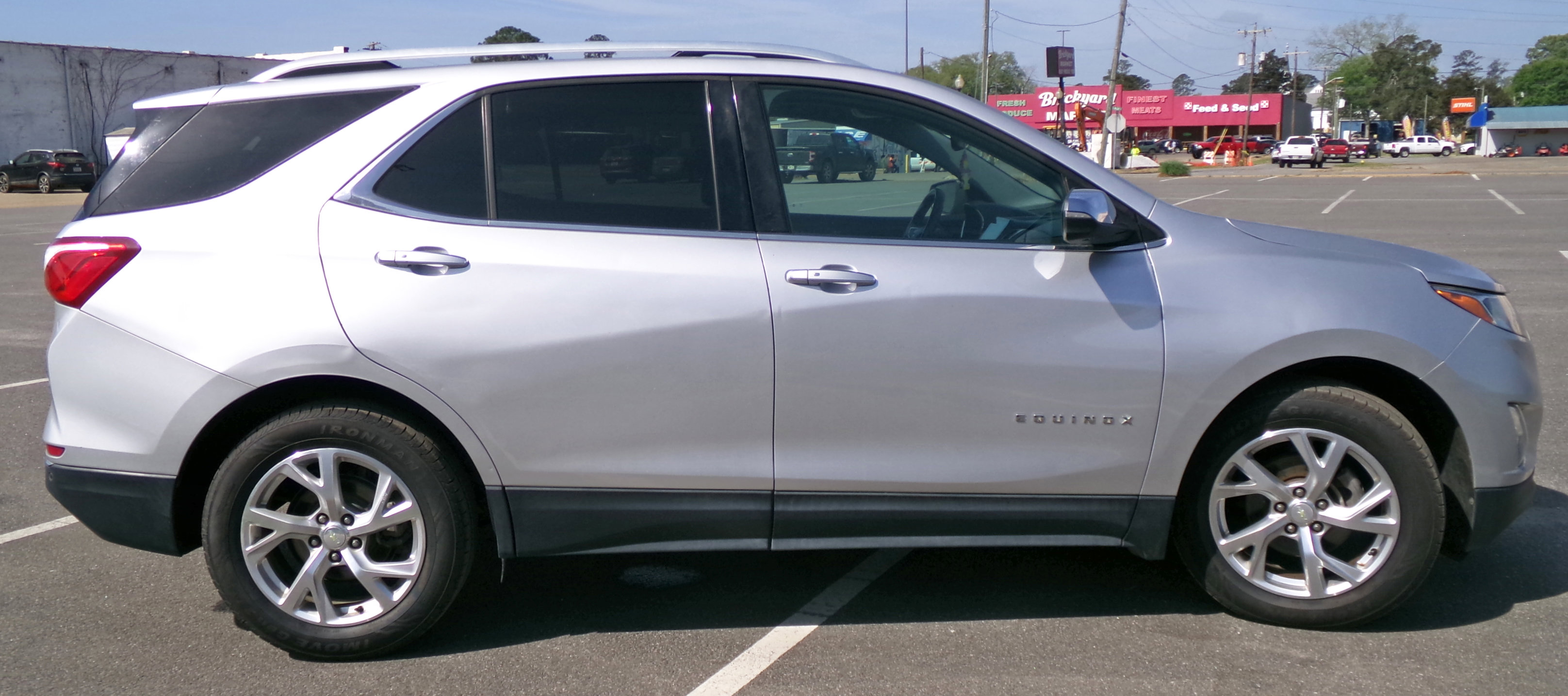 Used 2018 Chevrolet Equinox Premier image 5