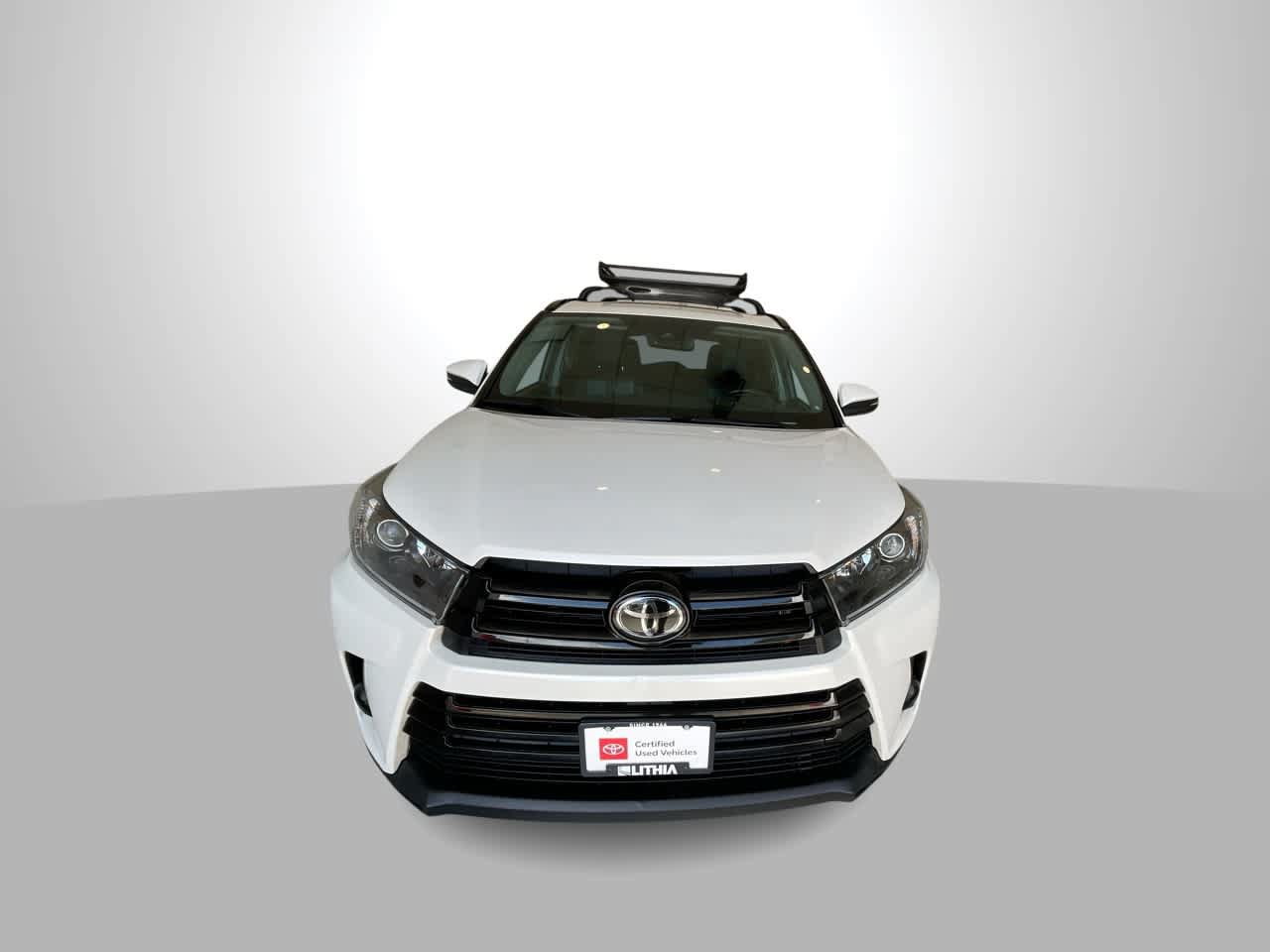 Certified 2019 Toyota Highlander SE AWD/4WD image 3