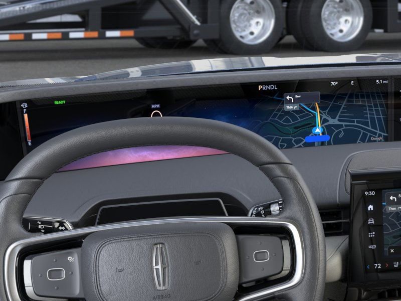 New 2026 Lincoln Nautilus Premier AWD/4WD image 13