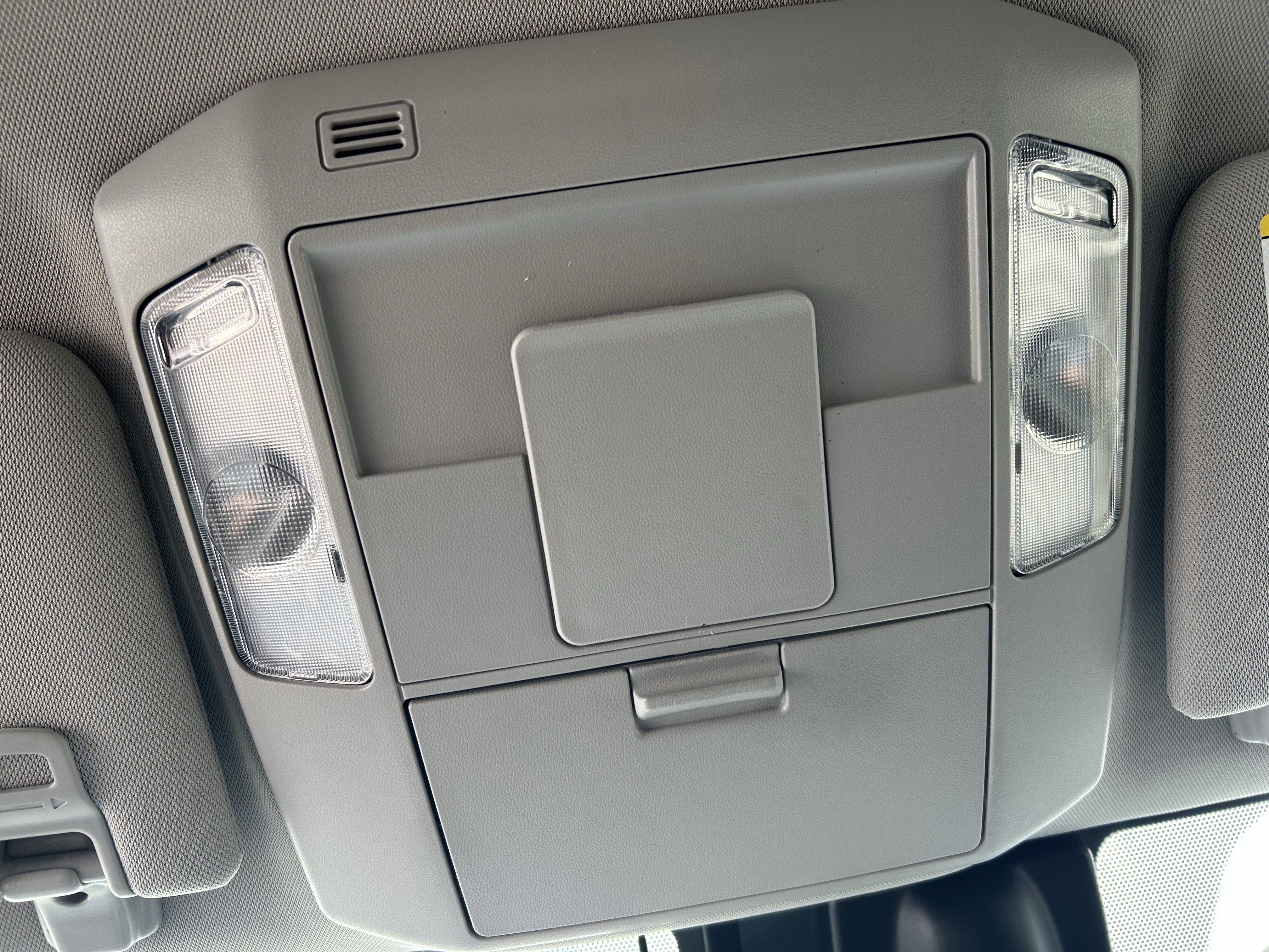 Certified 2019 Toyota Tundra SR5 w/ TRD Off Road Package AWD/4WD image 31