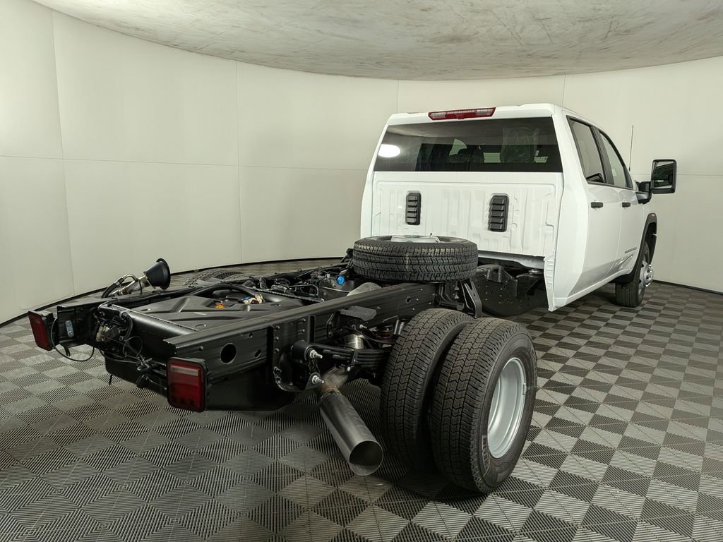 New 2026 GMC Sierra 3500 Pro w/ Convenience Package AWD/4WD image 7