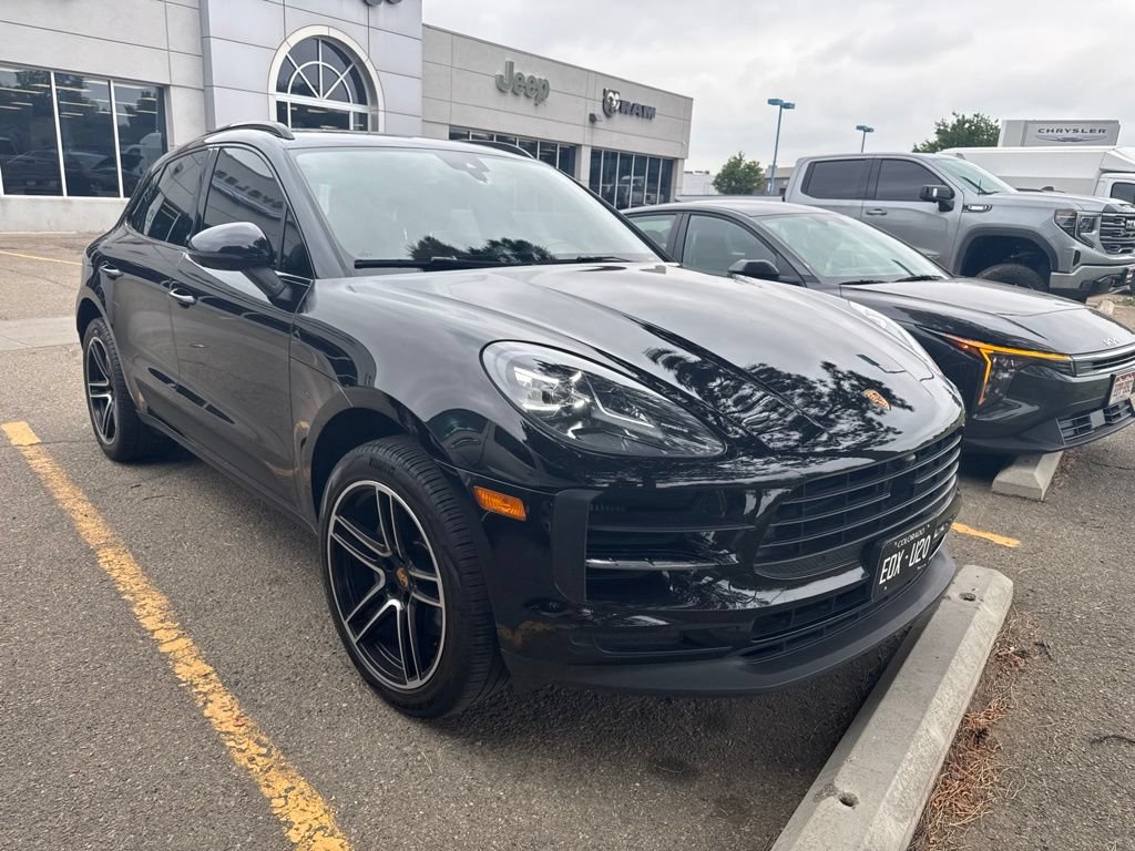 Used 2021 Porsche Macan S AWD/4WD image 3