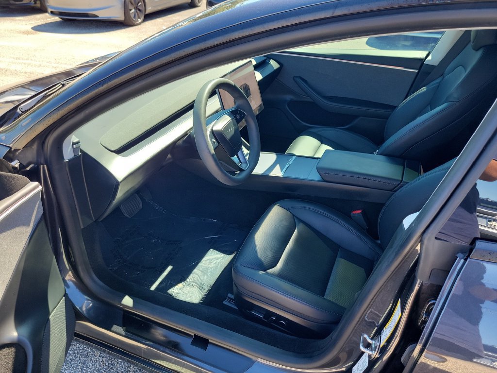 Used 2024 Tesla Model 3 Standard Range RWD image 15