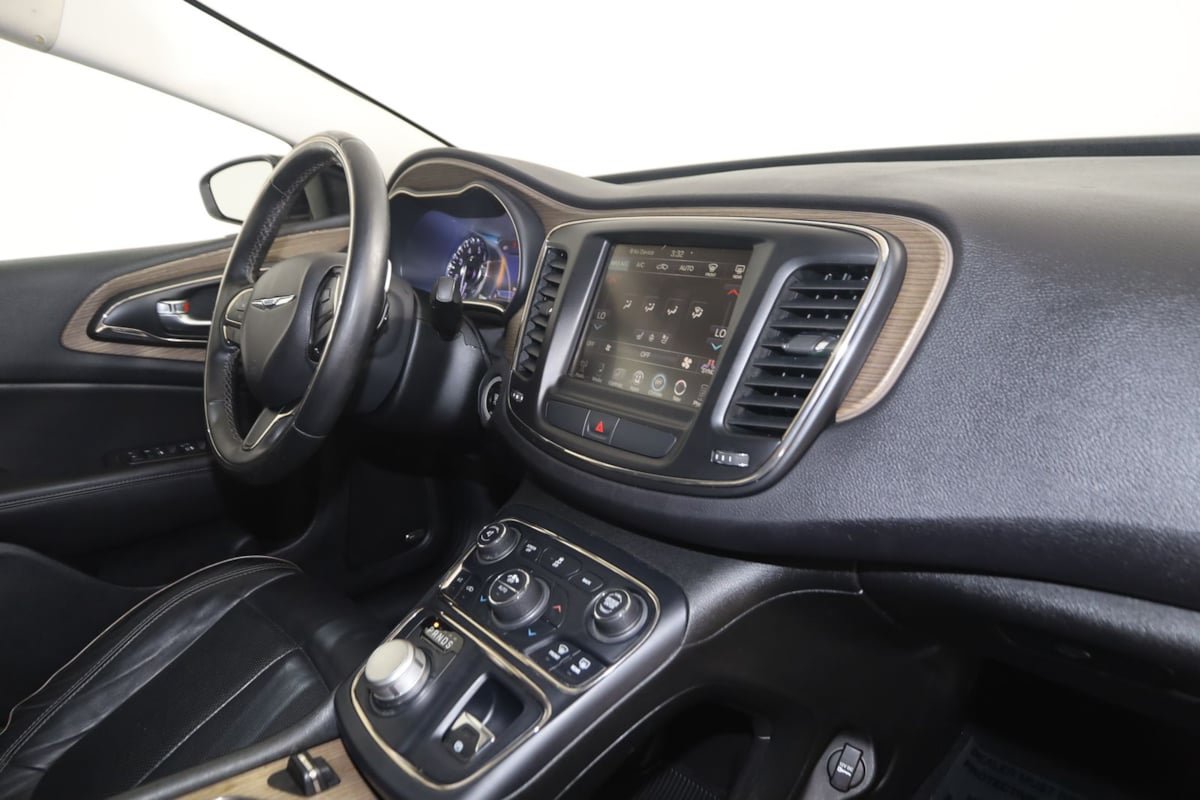 Used 2015 Chrysler 200 C w/ Navigation & Sound Group I AWD/4WD image 38