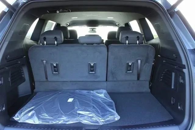 New 2025 GMC Acadia Elevation w/ LPO, Floor Liner Package image 20