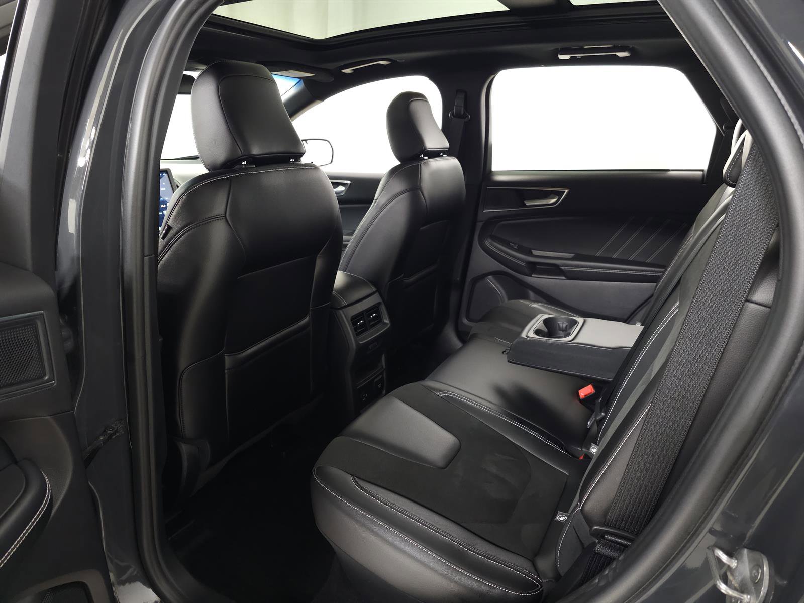 Used 2021 Ford Edge ST w/ Equipment Group 401A AWD/4WD image 31