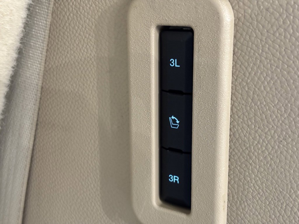 Used 2016 Ford Expedition Limited w/ Equipment Group 301A image 35