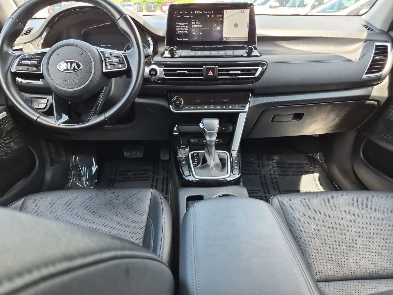Used 2021 Kia Seltos SX w/ SX Sunroof Package AWD/4WD image 16