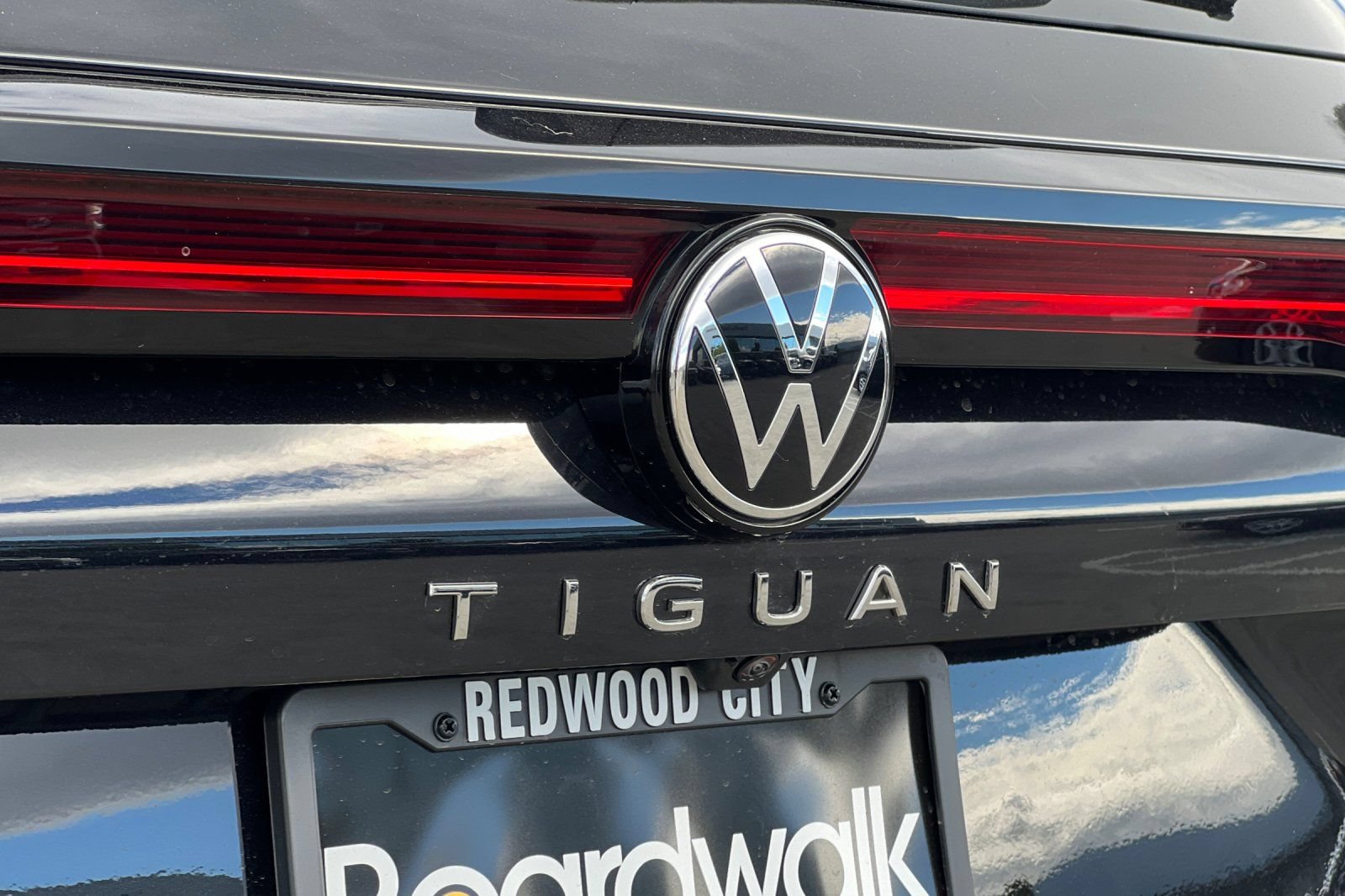 New 2026 Volkswagen Tiguan SE AWD/4WD image 26