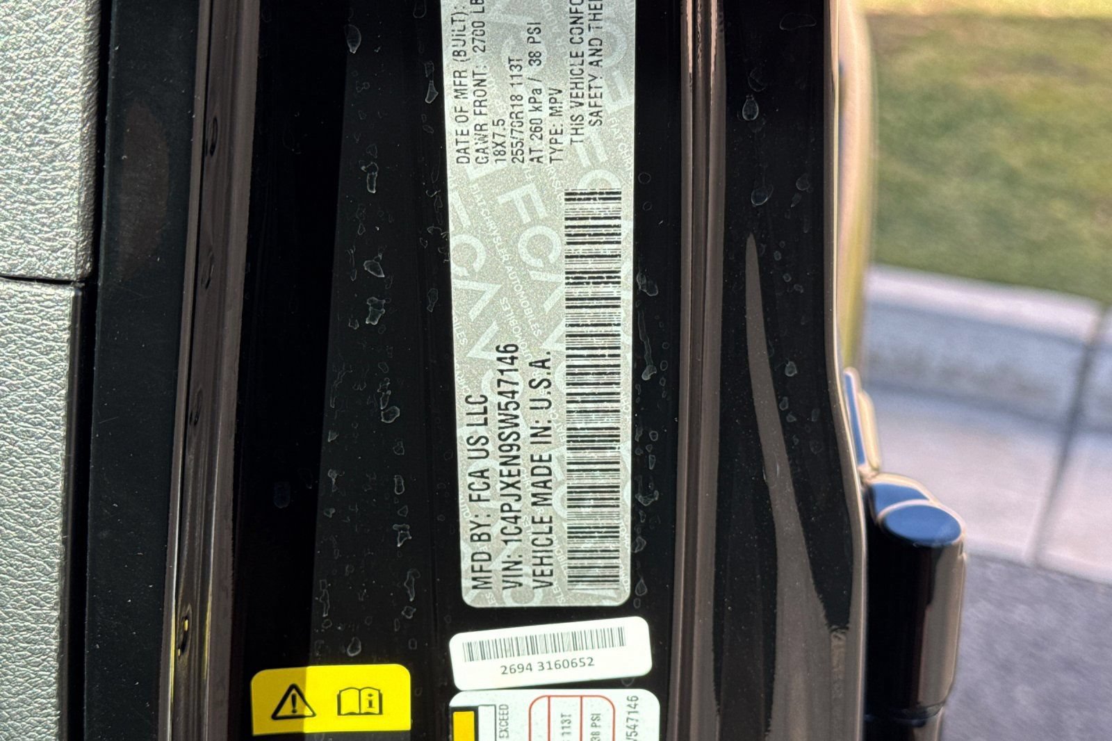 Used 2025 Jeep Wrangler Unlimited Sahara AWD/4WD image 30