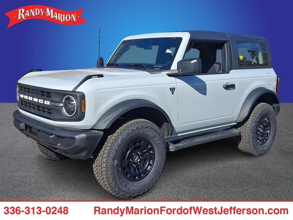 New 2026 Ford Bronco 2-Door w/ Sasquatch Package