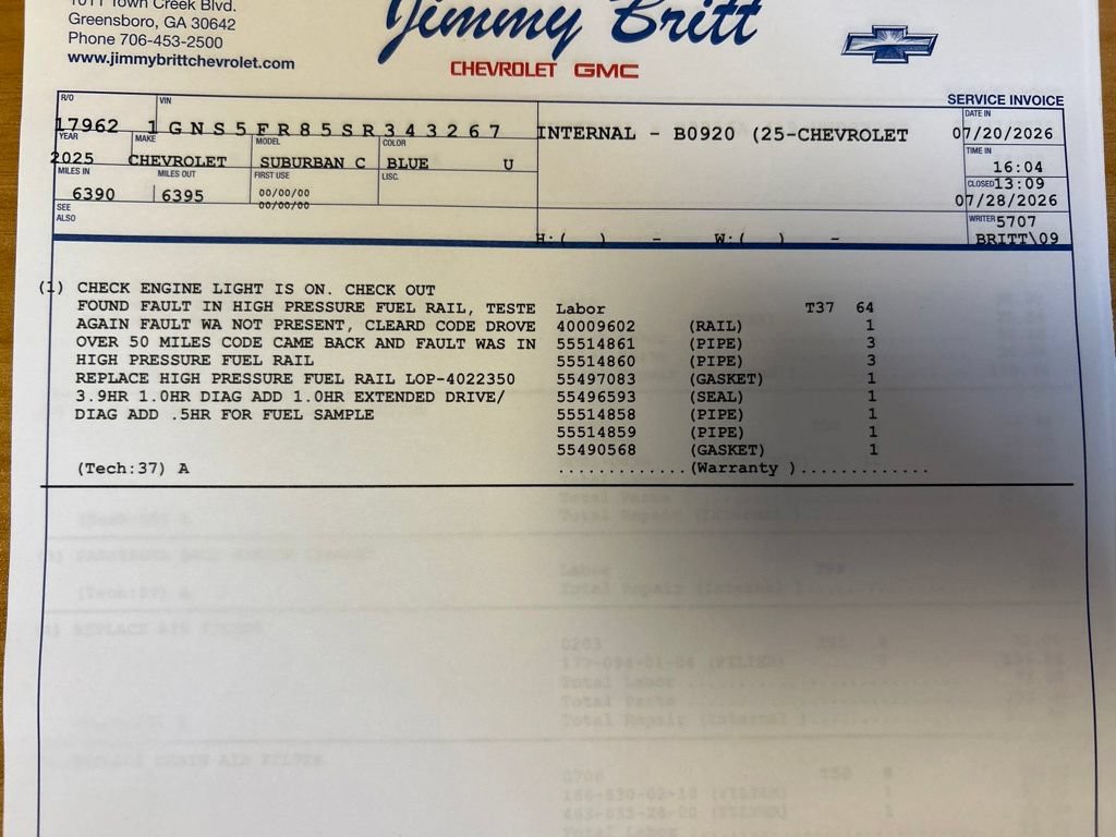 Used 2025 Chevrolet Suburban Premier w/ Sun And Tow Package RWD image 20