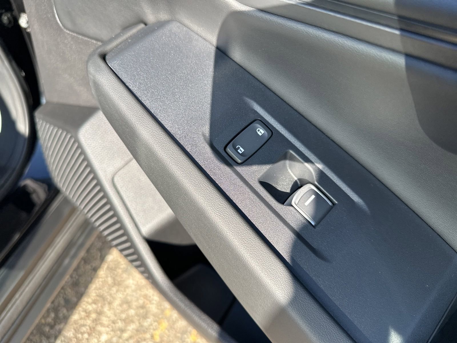 Used 2025 Honda Accord SE image 32