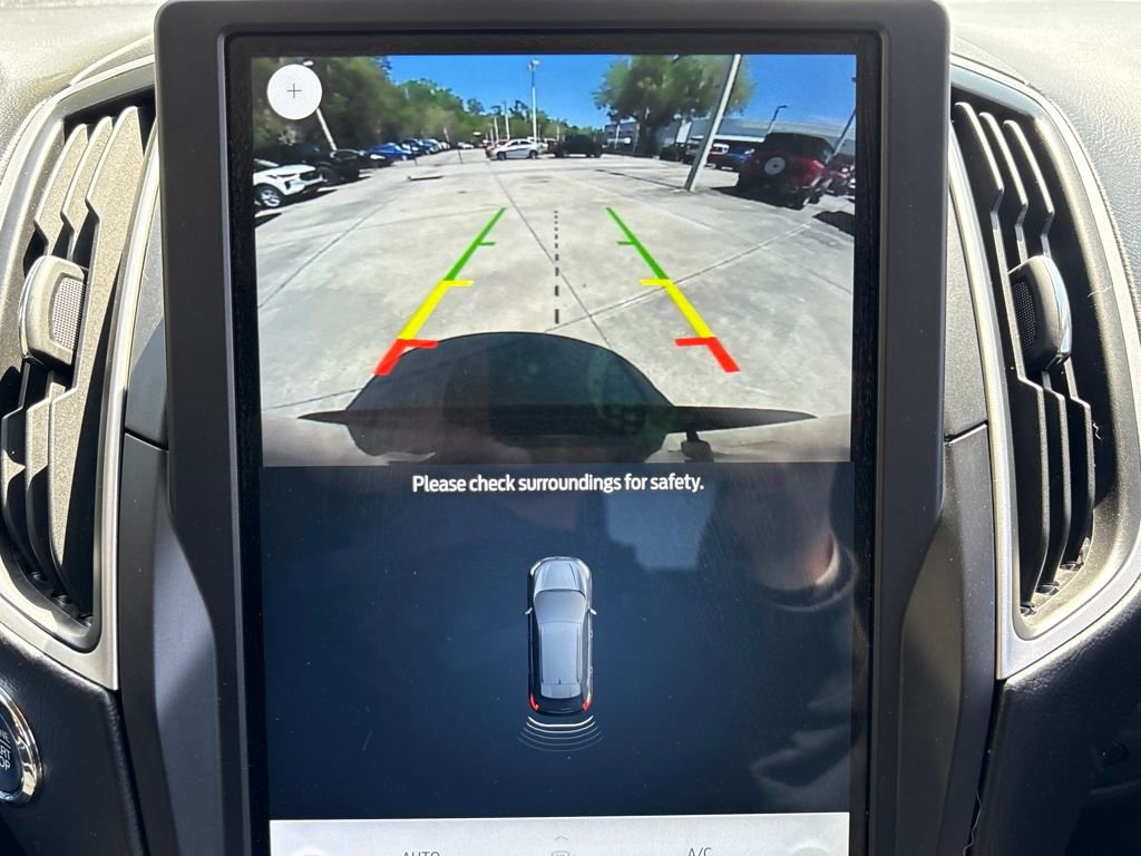 Used 2024 Ford Edge SE w/ Black Appearance Package image 24