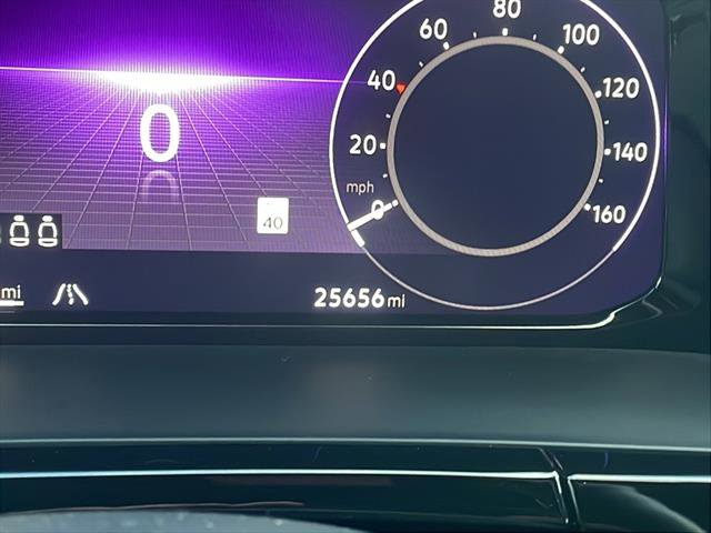 Used 2024 Volkswagen Atlas Cross Sport SEL Premium R-Line image 20