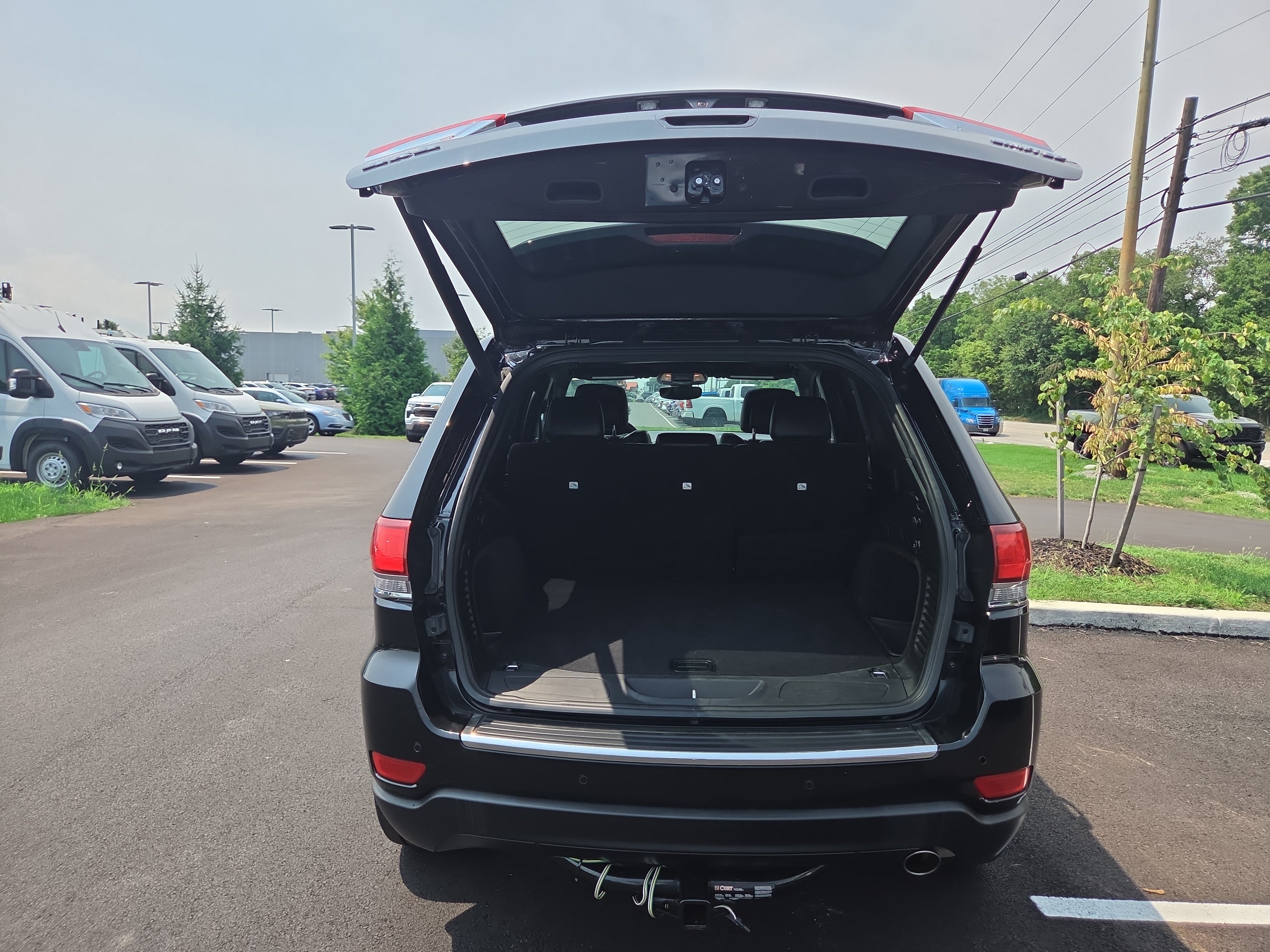 Used 2021 Jeep Grand Cherokee Limited AWD/4WD image 26