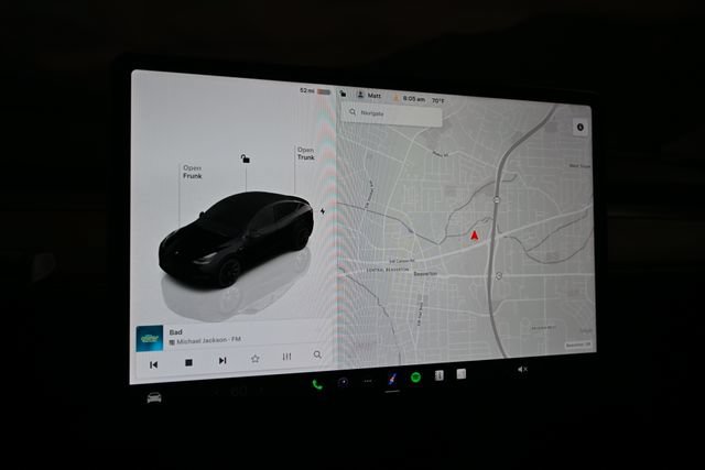 Used 2022 Tesla Model Y Long Range AWD/4WD image 29