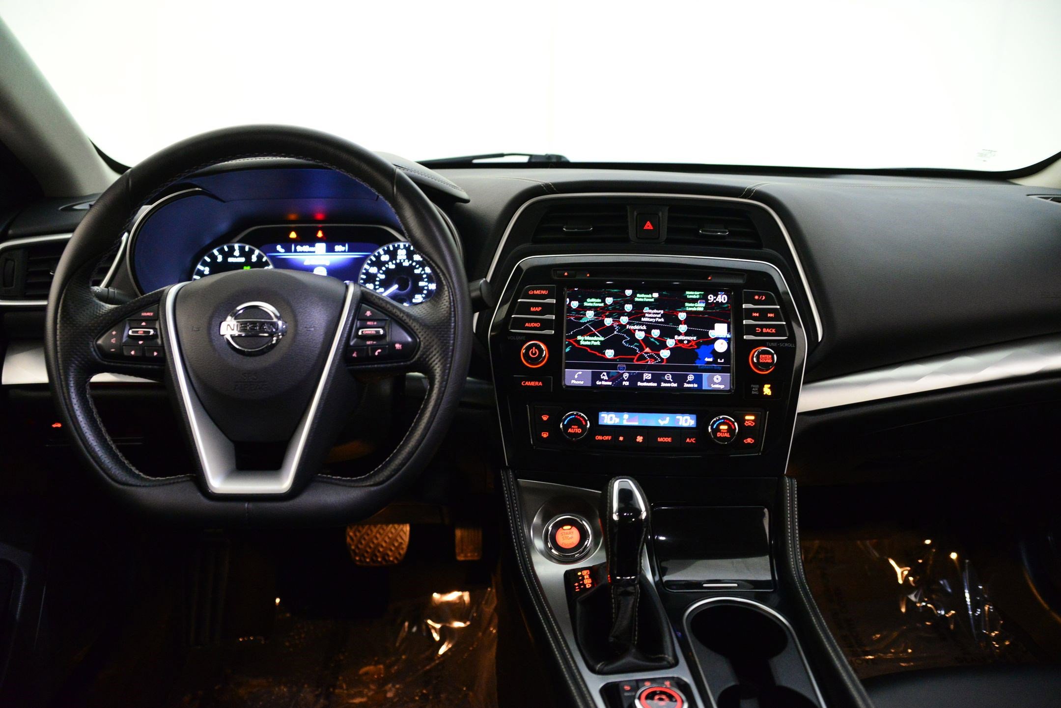 Used 2020 Nissan Maxima 3.5 SV w/ Floor Mat Group image 4