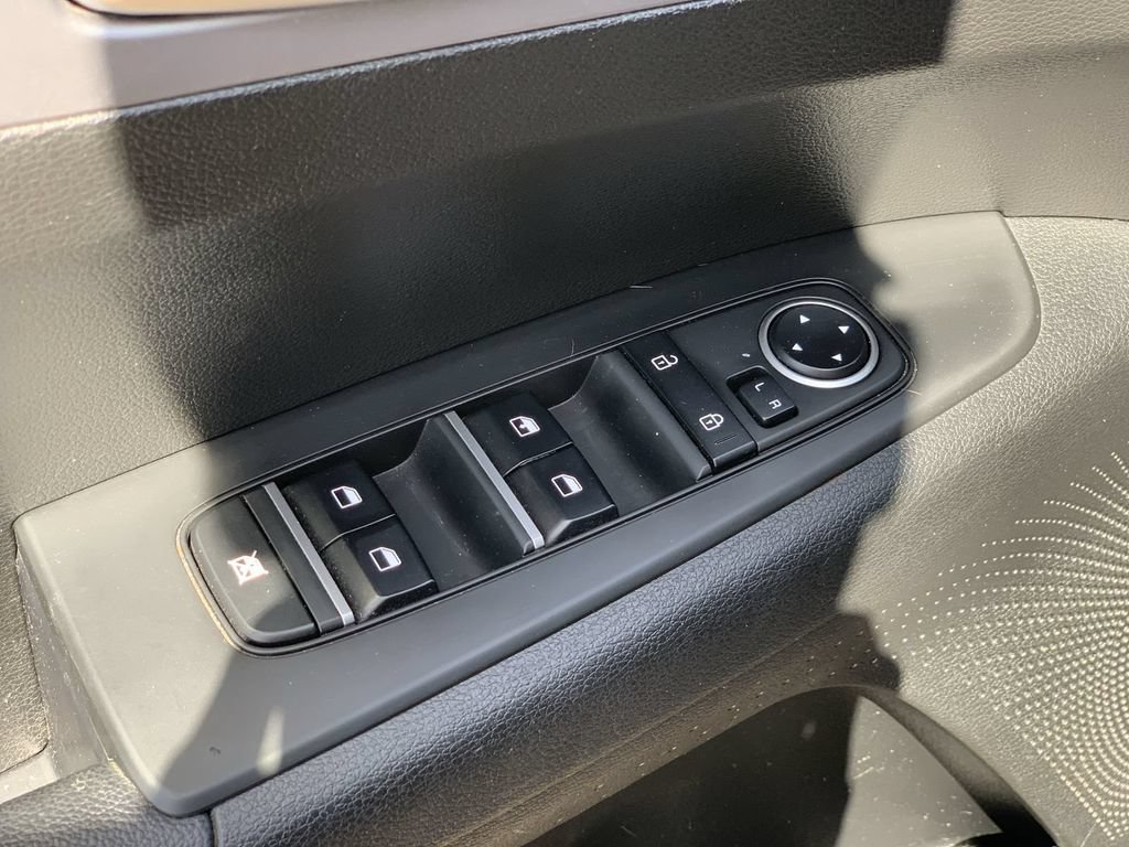 Used 2023 Kia Forte LXS w/ LXS Technology Package FWD image 21