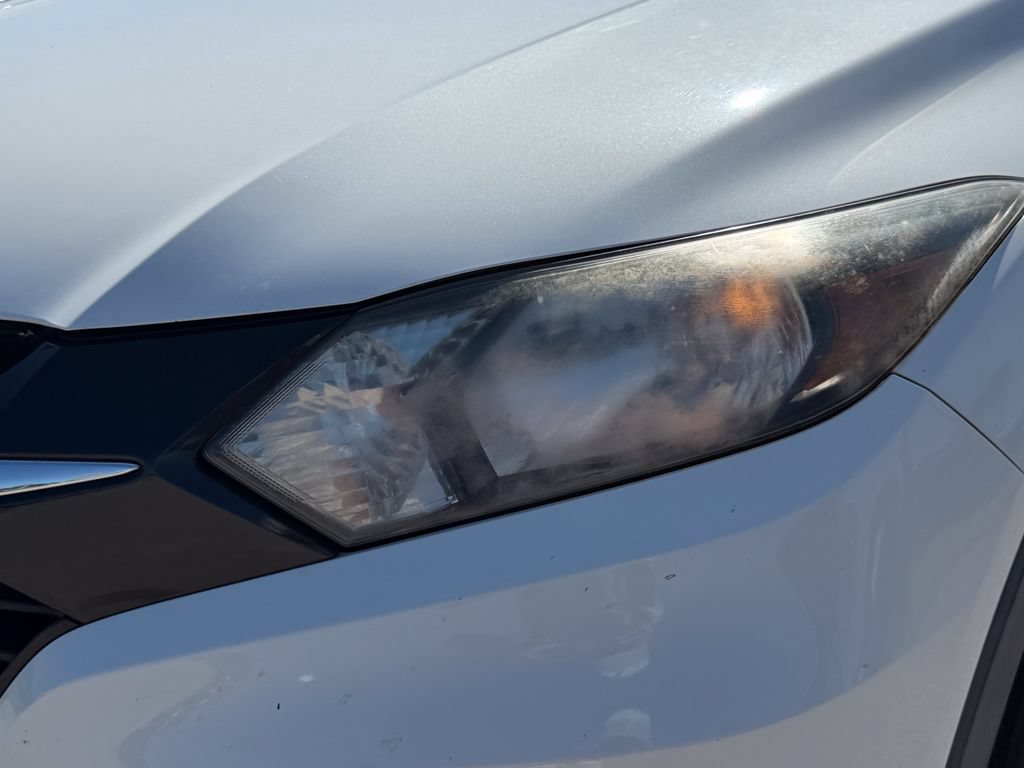 Used 2017 Honda HR-V EX image 10