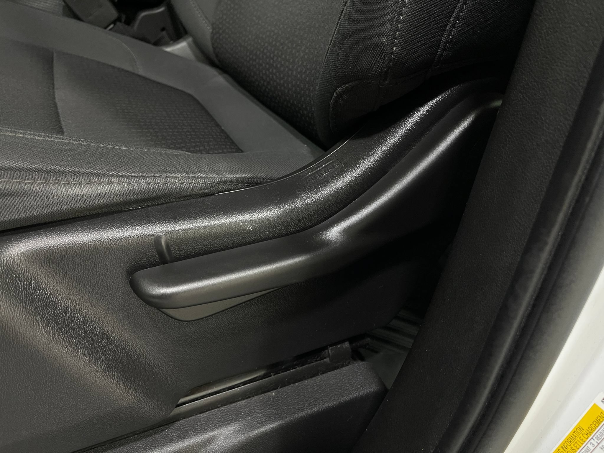 Used 2021 Chevrolet Silverado 1500 Custom Trail Boss w/ LPO, Dark Essentials Package AWD/4WD image 15