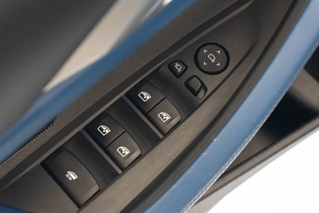 Used 2022 BMW M4 xDrive Competition AWD/4WD image 6
