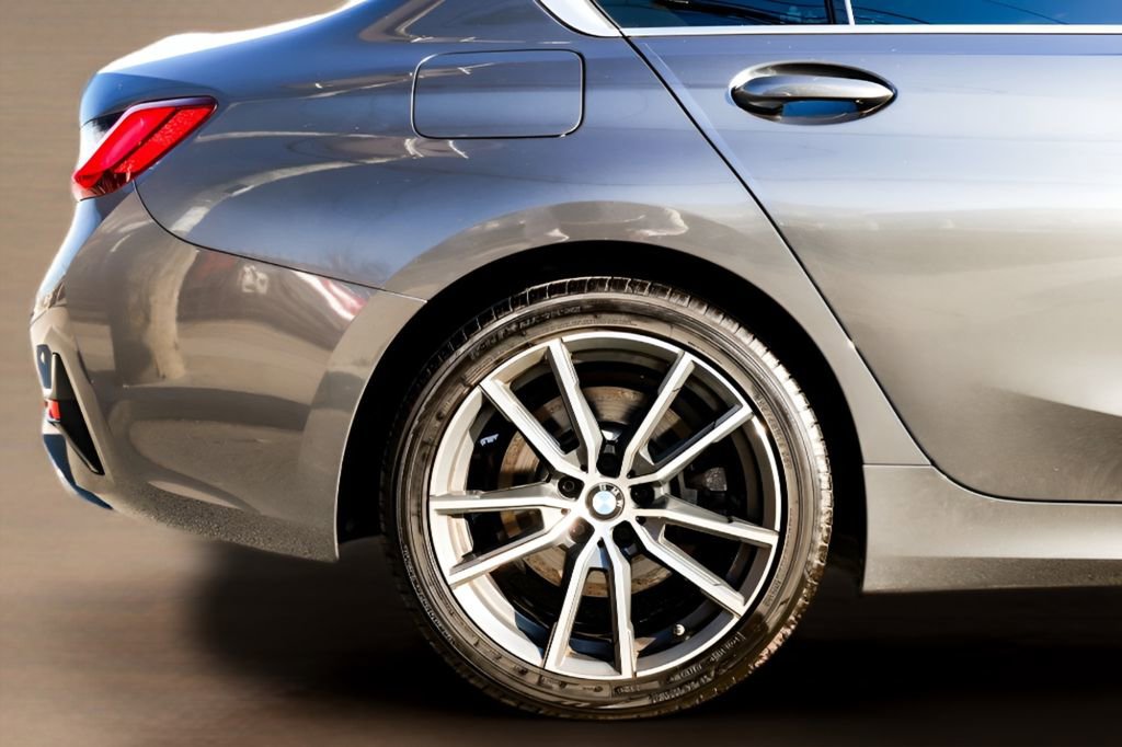 Used 2022 BMW 330i Sedan image 13