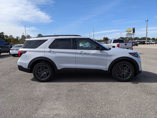 New 2026 Ford Explorer ST RWD image 3