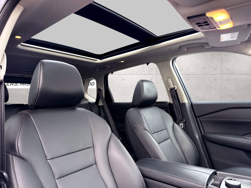 Used 2024 Nissan Rogue SL w/ SL Premium Package image 7