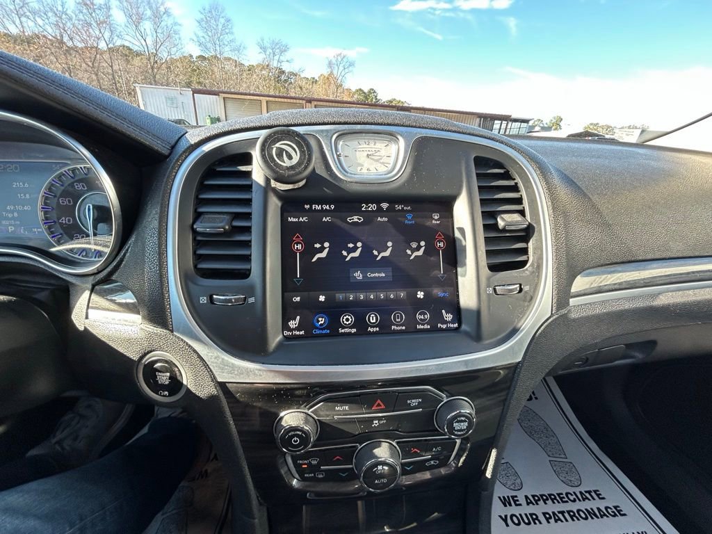 Used 2020 Chrysler 300 Touring L w/ Quick Order Package 2EF image 34