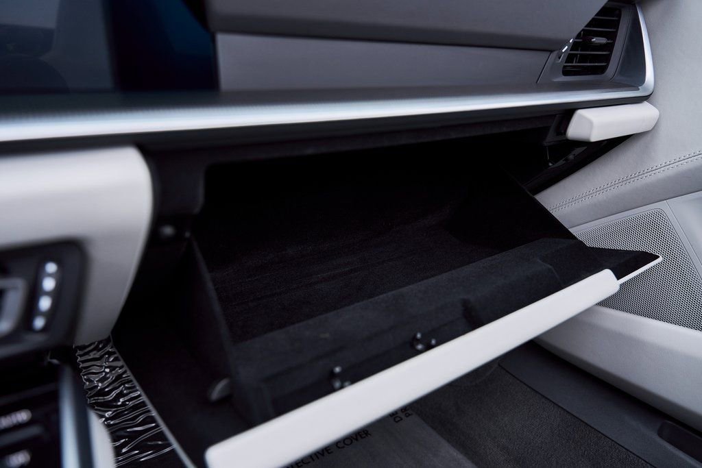 Used 2021 Porsche 911 Turbo S image 75