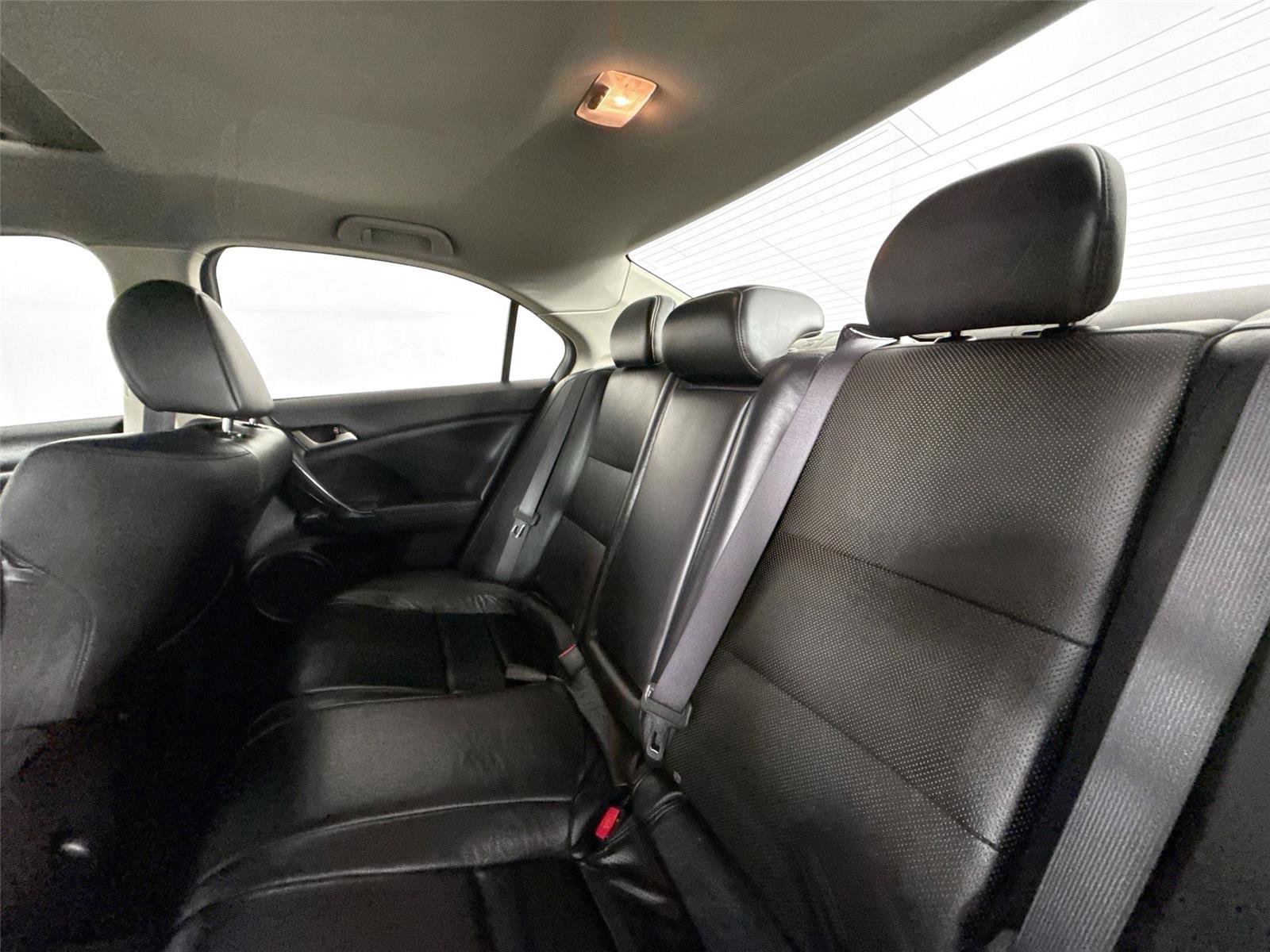 Used 2010 Acura TSX Sedan image 30