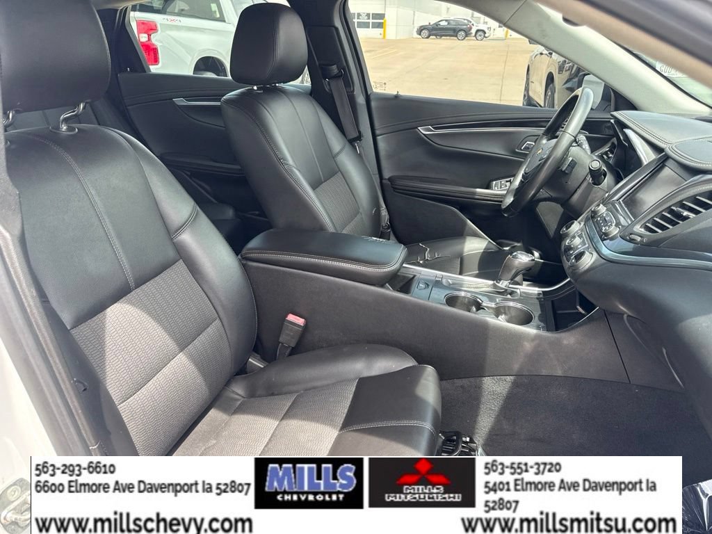 Used 2018 Chevrolet Impala LT w/ Sunroof and Spoiler Package FWD image 22