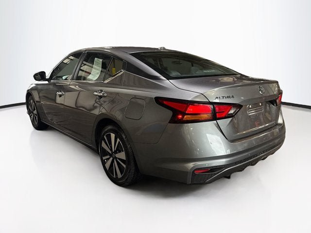Used 2022 Nissan Altima 2.5 SV FWD image 7