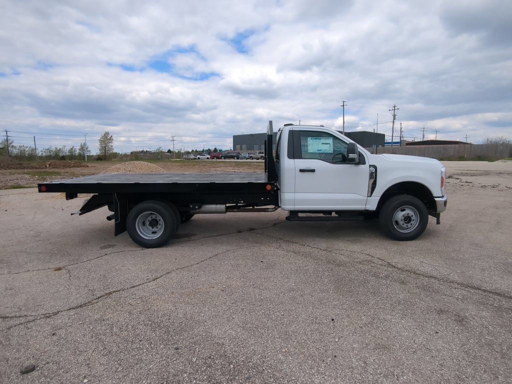 New 2026 Ford F350 XL w/ XL Chrome Package AWD/4WD image 10
