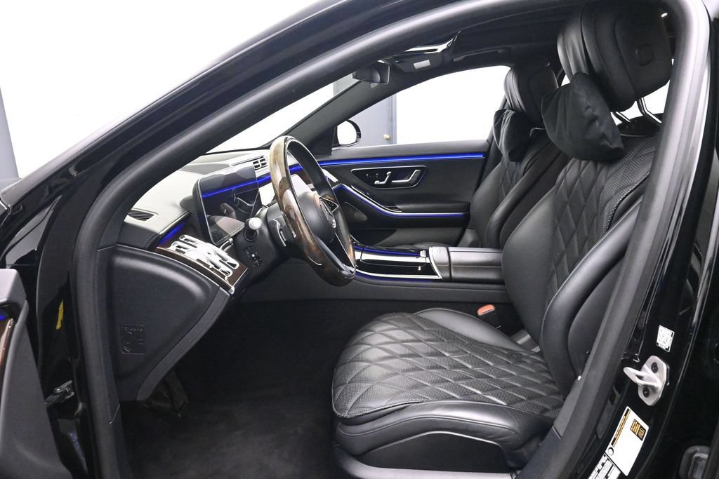 Used 2024 Mercedes-Benz S 580e 4MATIC Sedan image 11