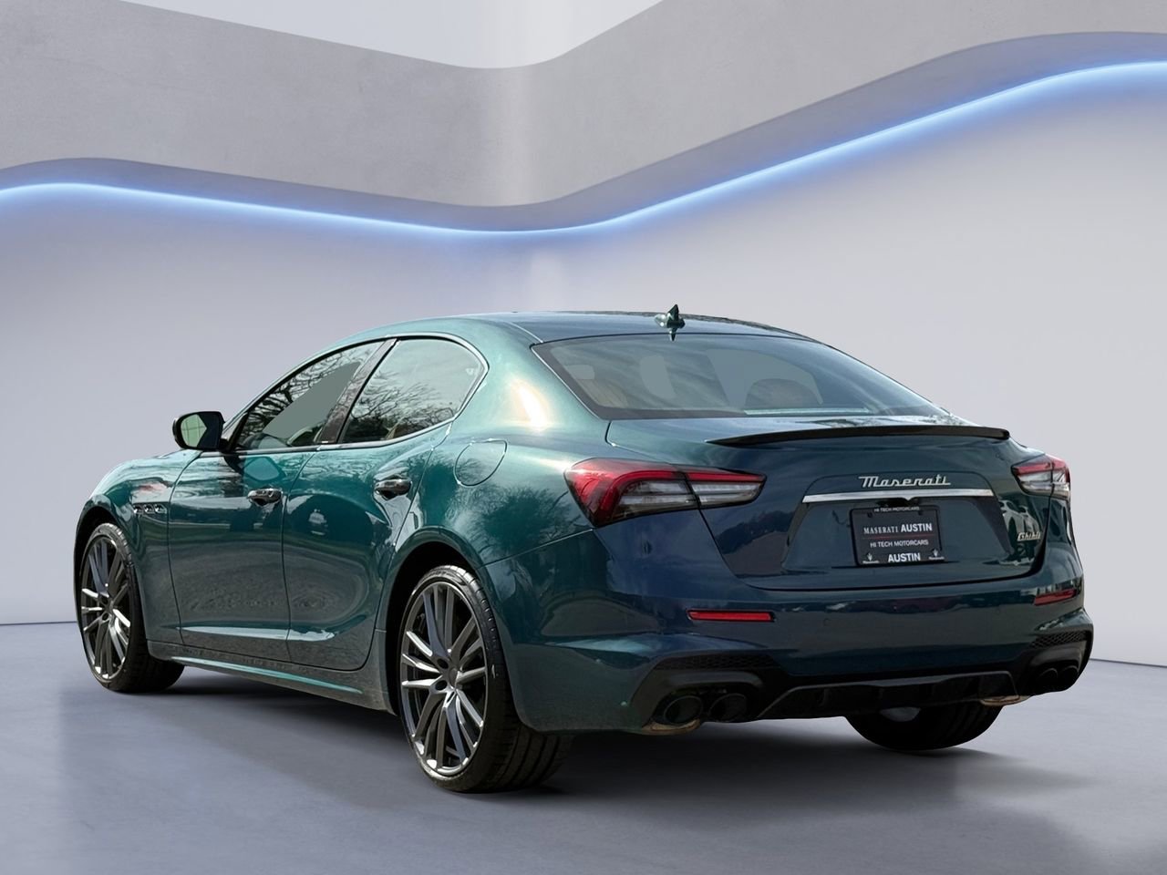 Used 2024 Maserati Ghibli Trofeo image 12