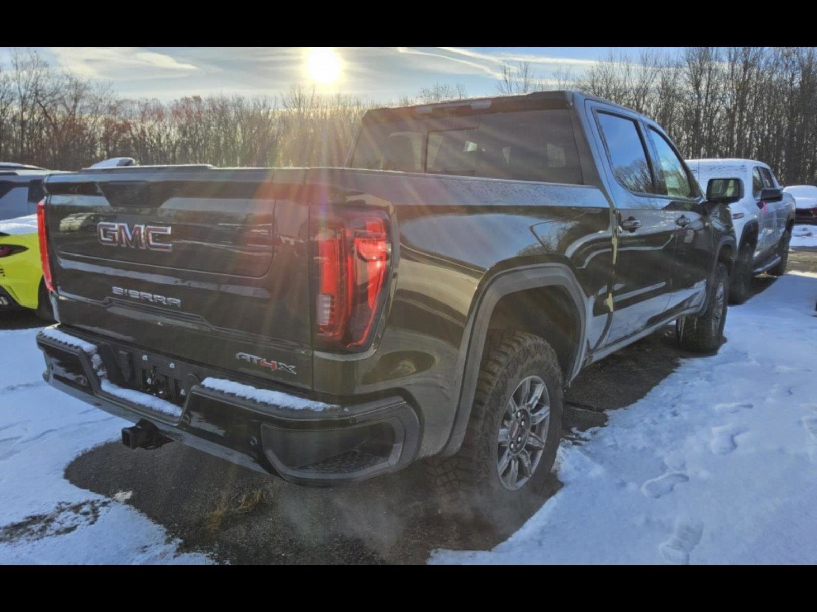 Used 2024 GMC Sierra 1500 AT4X image 3