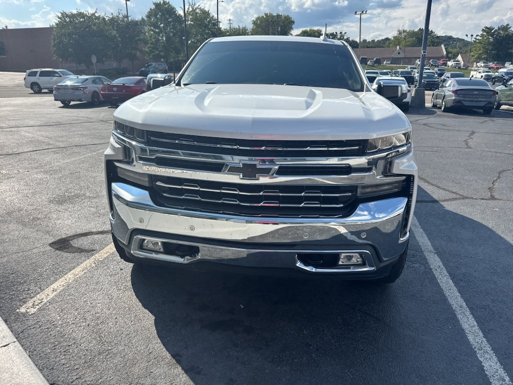 Used 2020 Chevrolet Silverado 1500 LTZ w/ LTZ Plus Package AWD/4WD image 2