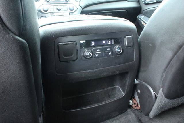 Used 2015 Chevrolet Tahoe LTZ AWD/4WD image 33