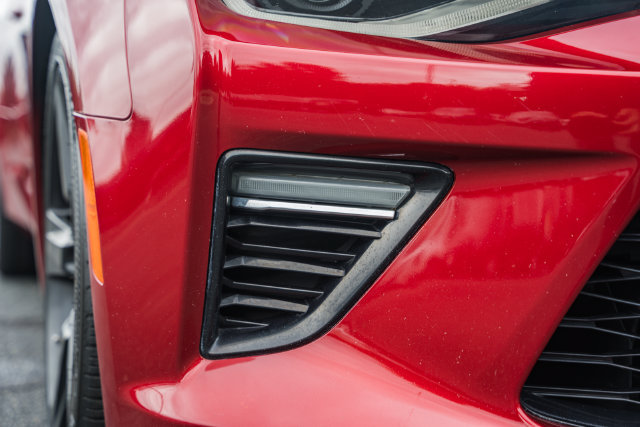 Used 2018 Chevrolet Camaro SS RWD image 18