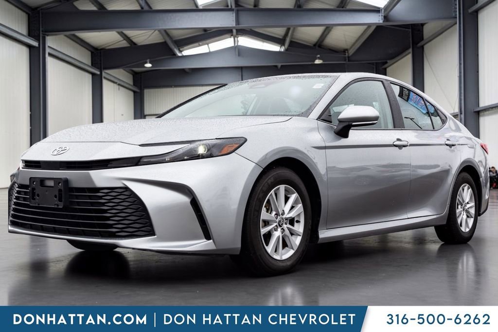 Used 2025 Toyota Camry LE FWD image 1