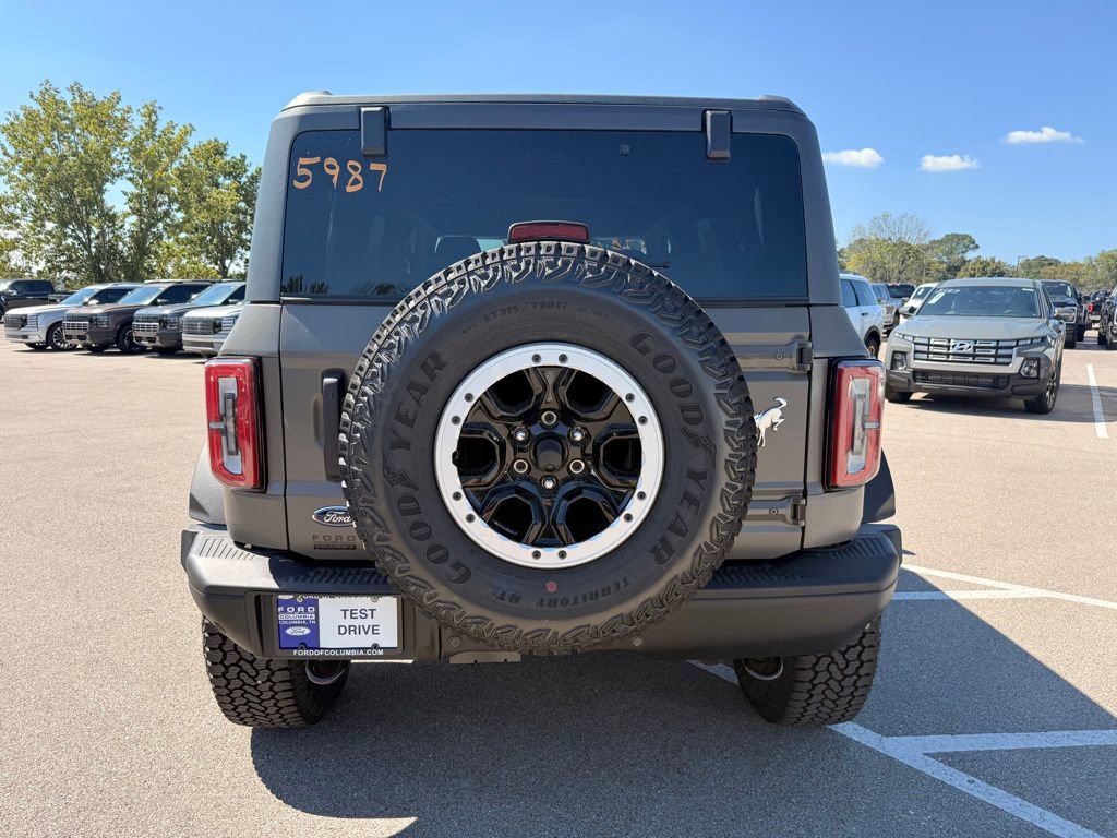New 2025 Ford Bronco Badlands w/ Matte Film Protection Package image 7